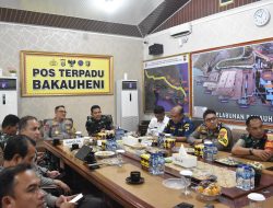 Bersama Forkopimda Provinsi Lampung, Danrem 043/Gatam Hadiri Apel Gelar Pasukan Pengamanan Nataru Tahun 2024 Dan Cek Pelabuhan Bakauheni