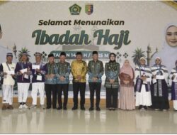 Sejumlah Anggota DPRD Provinsi Lampung Hadiri Pelepasan Keberangkatan Jamaah Haji Kloter Pertama Provinsi Lampung tahun 1446H/2025M