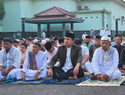 Jalin Kebersamaan, Danrem 043/Gatam Sholat Idul Adha Bersama Masyarakat Bandar Lampung