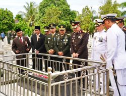 Kasdam XXI/RI Pimpin Ziarah Rombongan Peringati HUT Ke-80 TNI Tahun 2025
