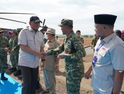 Danrem 043/Gatam Sambut Menhan RI dan Panglima TNI pada Panen Raya Kedelai TNI AL di Lampung Utara