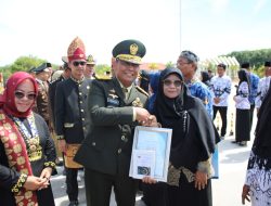 Kasdam XXI/Radin Inten Hadiri Upacara Peringatan HUT Kabupaten Mesuji Ke-17, HUT PGRI Ke-80, HUT KORPRI Ke-54, dan Hari Pahlawan 2025.