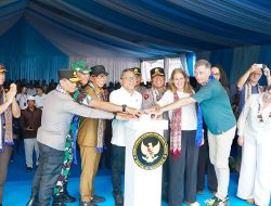 Menuju Ketahanan Pangan Nasional, Pangdam XXI/Radin Inten Dampingi Menko Bidang Pangan RI Tanam Jagung di Lampung Selatan