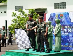 Pangdam XXI/Radin Inten Lepas Keberangkatan Kendaraan Logistik Bantuan Kemanusiaan ke Aceh, Sumatera Utara, dan Sumatera Barat