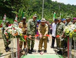 ‎Pangdam XXI/Radin Inten Resmikan Jembatan Gantung Garuda di Pekon Umbar, Tanggamus