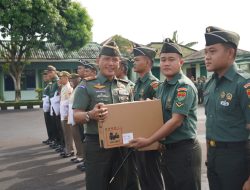 Serahkan Laptop dan Kaos Aerobik, Danrem 043/Gatam Bantuan Ini Dapat Meningkatkan kinerja dan Kebugaran Jasmani