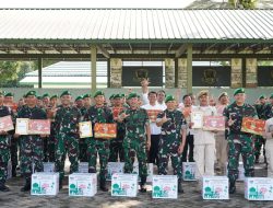Sambut Hari Raya Idul Fitri 1447 H, Danrem 043/Gatam Bagikan Bingkisan Lebaran kepada Prajurit dan PNS