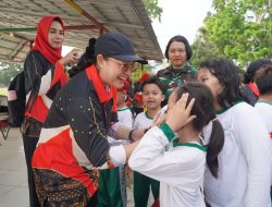 Perkuat Karakter Siswa, Ibu Abrita Kumarri Dewi Buka LDK di Mayonif 143/TWEJ: Dari Pengenalan Alutsista hingga Outbound